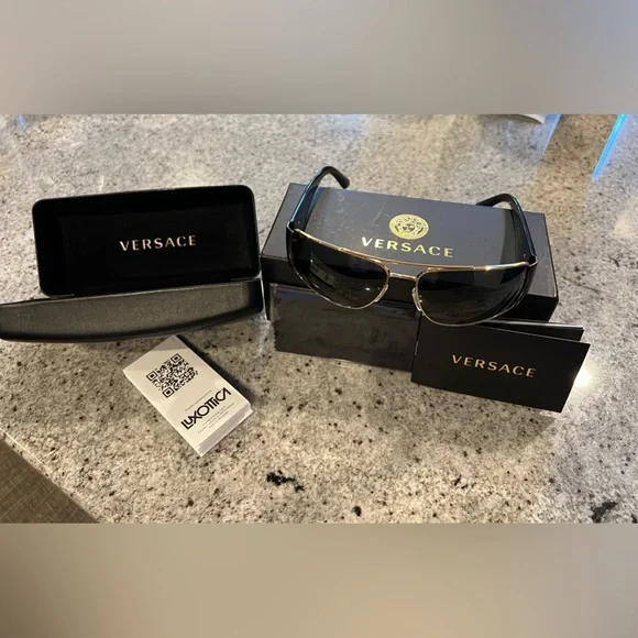Versace Gold and Black NEW Sunglasses ? Excellent condition. Versace VE2252 Gold, Black Prescription Sunglasses - 50% Off  main image 4
